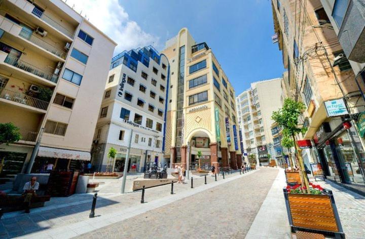 Chic 2Br Penthouse Steps From The Promenade Daire Sliema Dış mekan fotoğraf