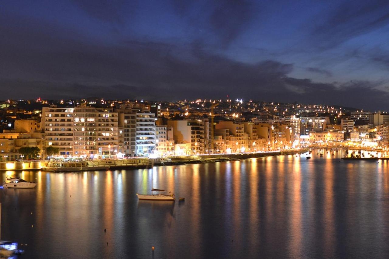 Chic 2Br Penthouse Steps From The Promenade Daire Sliema Dış mekan fotoğraf