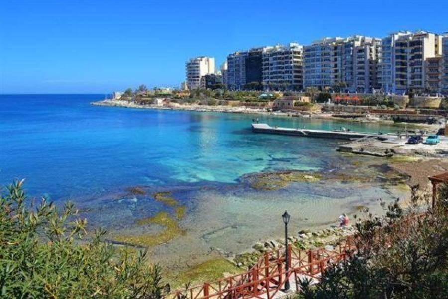 Chic 2Br Penthouse Steps From The Promenade Daire Sliema Dış mekan fotoğraf