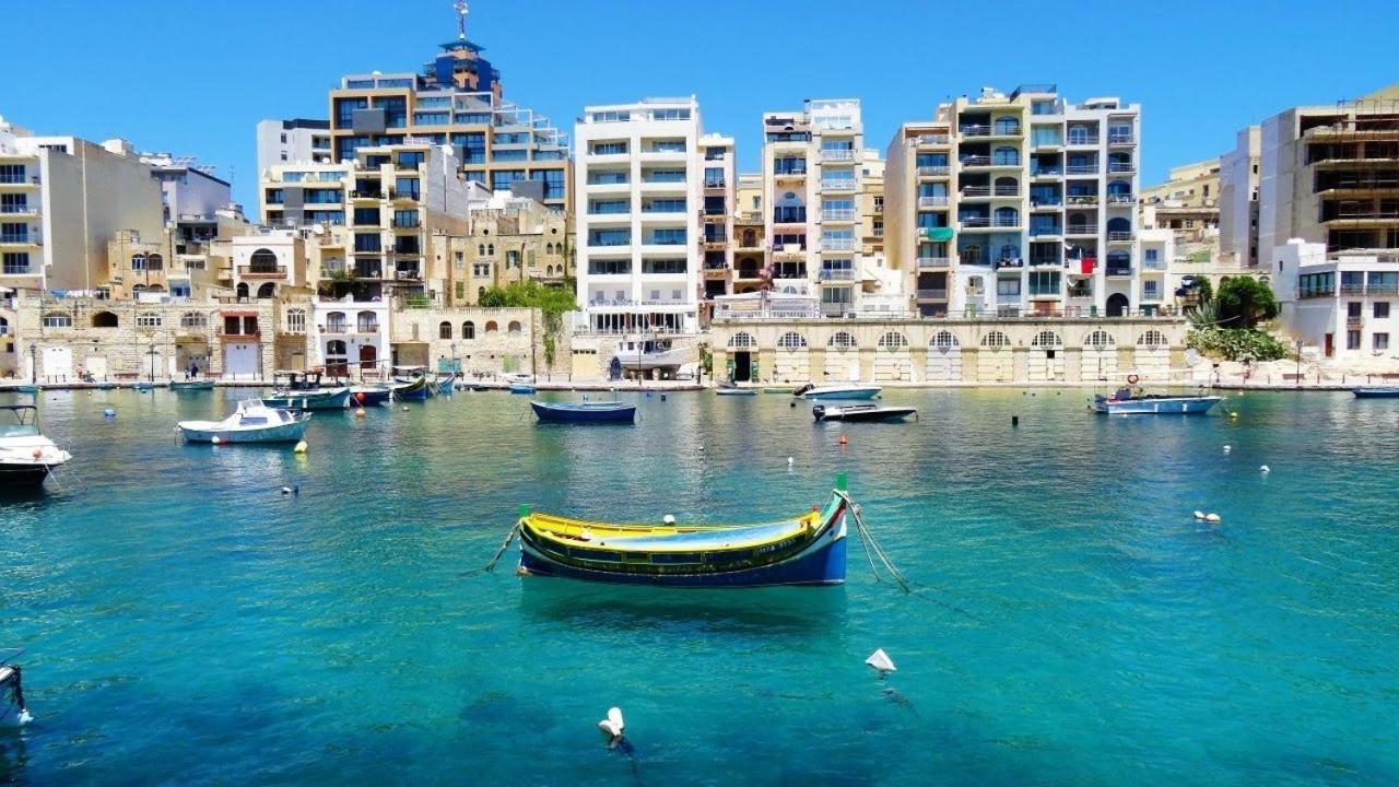 Chic 2Br Penthouse Steps From The Promenade Daire Sliema Dış mekan fotoğraf