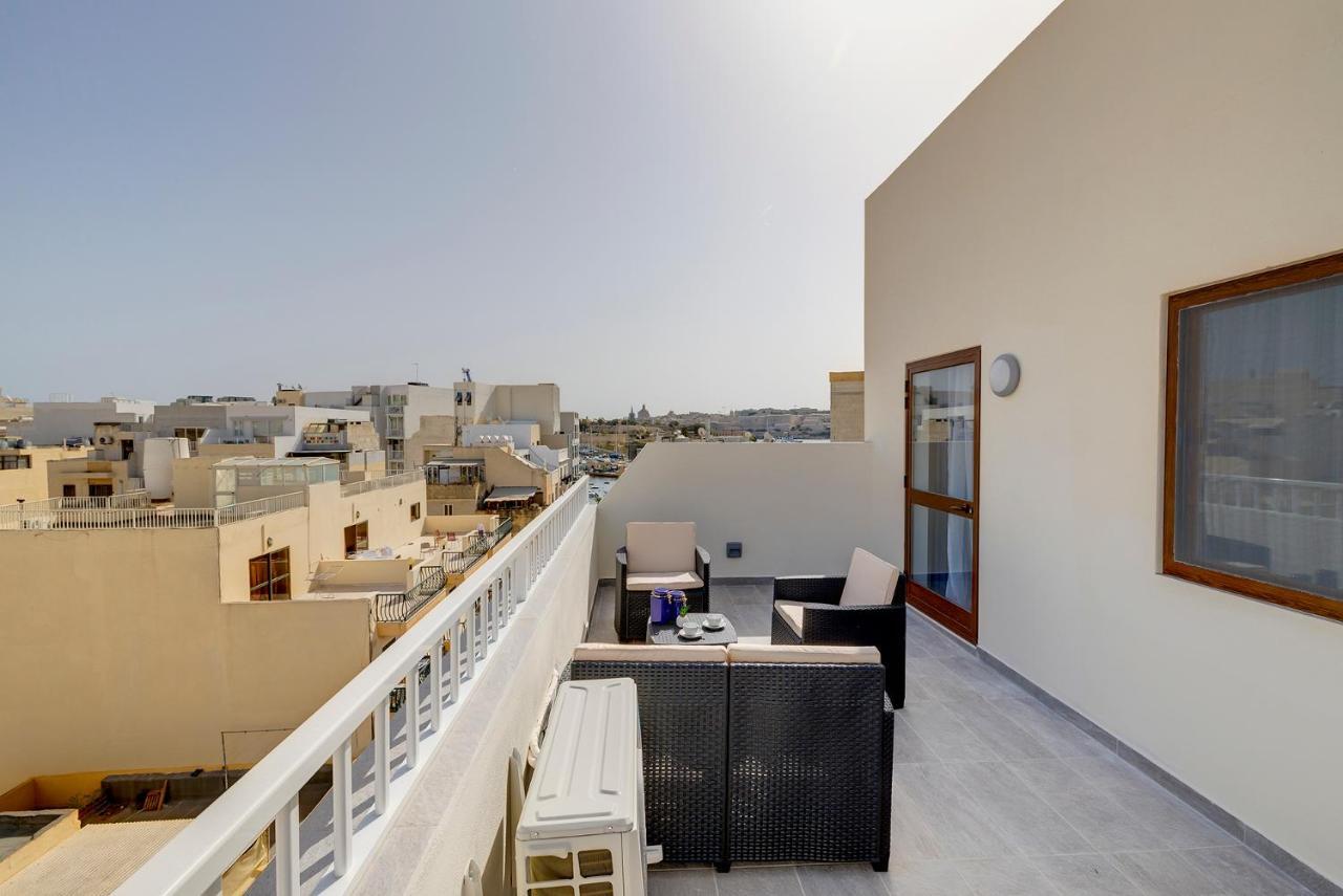 Chic 2Br Penthouse Steps From The Promenade Daire Sliema Dış mekan fotoğraf