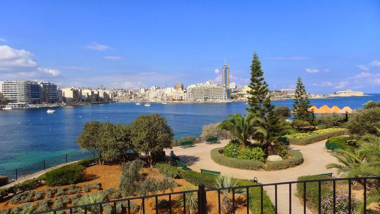 Chic 2Br Penthouse Steps From The Promenade Daire Sliema Dış mekan fotoğraf